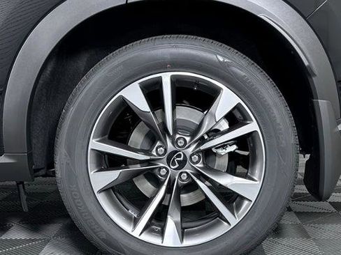 Certified 2026 INFINITI QX60 Pure image 11