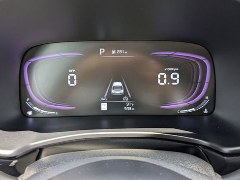 Certified 2025 Kia Soul LX w/ LX Technology Package FWD image 26