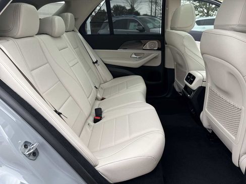 New 2026 Mercedes-Benz GLE 450 4MATIC image 18