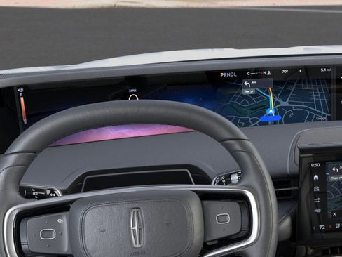 Used 2026 Lincoln Nautilus Premier w/ Equipment Group 102A image 13