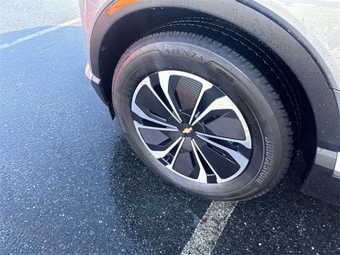 New 2025 Chevrolet Blazer EV LT image 34