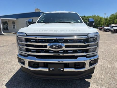 New 2026 Ford F250 Lariat w/ Chrome Package AWD/4WD image 2