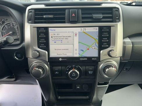 Used 2023 Toyota 4Runner SR5 Premium image 15