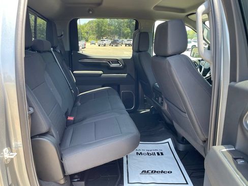 New 2026 Chevrolet Silverado 1500 RST w/ Redline Edition AWD/4WD image 38