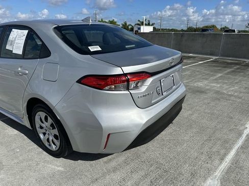 Used 2024 Toyota Corolla LE FWD image 12