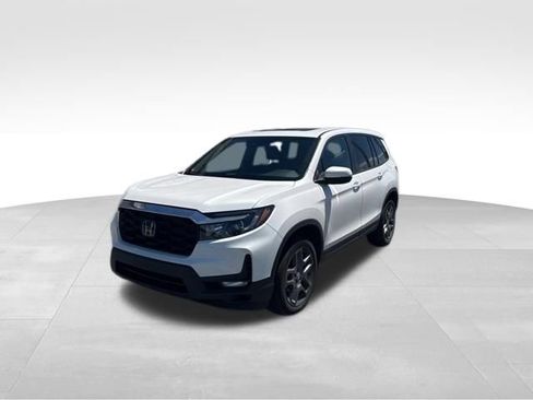 Used 2023 Honda Passport EX-L image 4