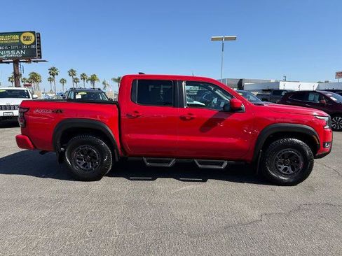 Certified 2025 Nissan Frontier PRO-4X w/ Tow Package AWD/4WD image 7