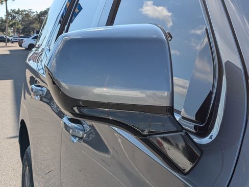 Used 2021 Chevrolet Tahoe LS w/ Driver Alert Package image 11