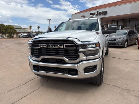 New 2025 RAM 2500 Big Horn AWD/4WD image 1