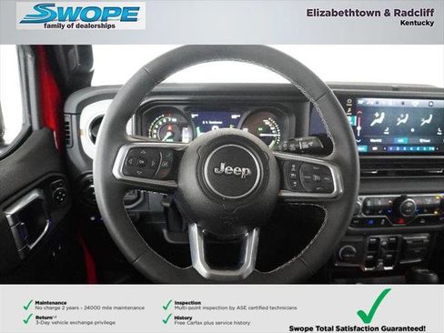 Certified 2025 Jeep Wrangler Unlimited Sahara AWD/4WD image 15