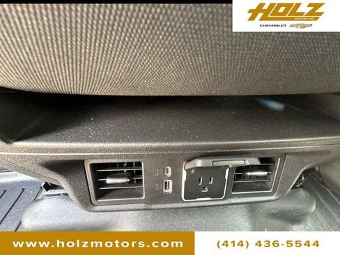 Used 2024 Chevrolet Silverado 1500 LT AWD/4WD image 20