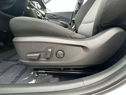 Used 2021 Hyundai Kona SEL Plus w/ Cargo Package image 14