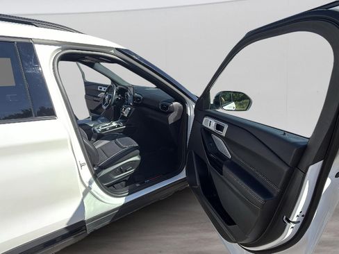 Certified 2023 Ford Explorer ST w/ Equipment Group 401A image 17