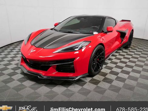 Used 2024 Chevrolet Corvette Z06 w/ Chrome Exterior Badge Package RWD image 22