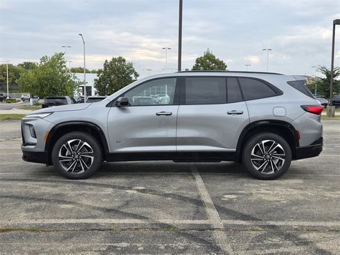 New 2026 Buick Enclave Sport Touring w/ Power Package image 5