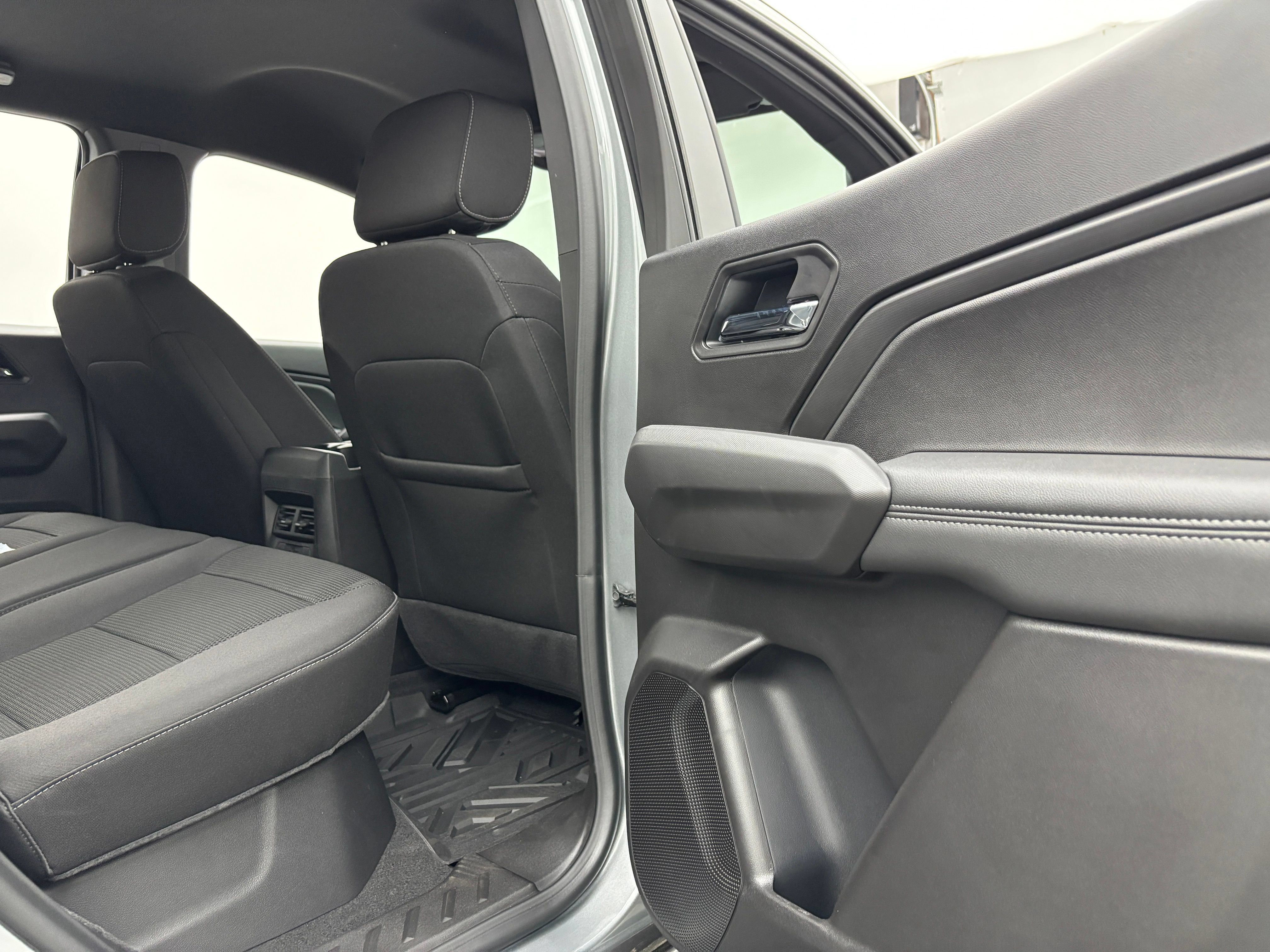New 2026 GMC Canyon Elevation w/ Convenience Package RWD image 32