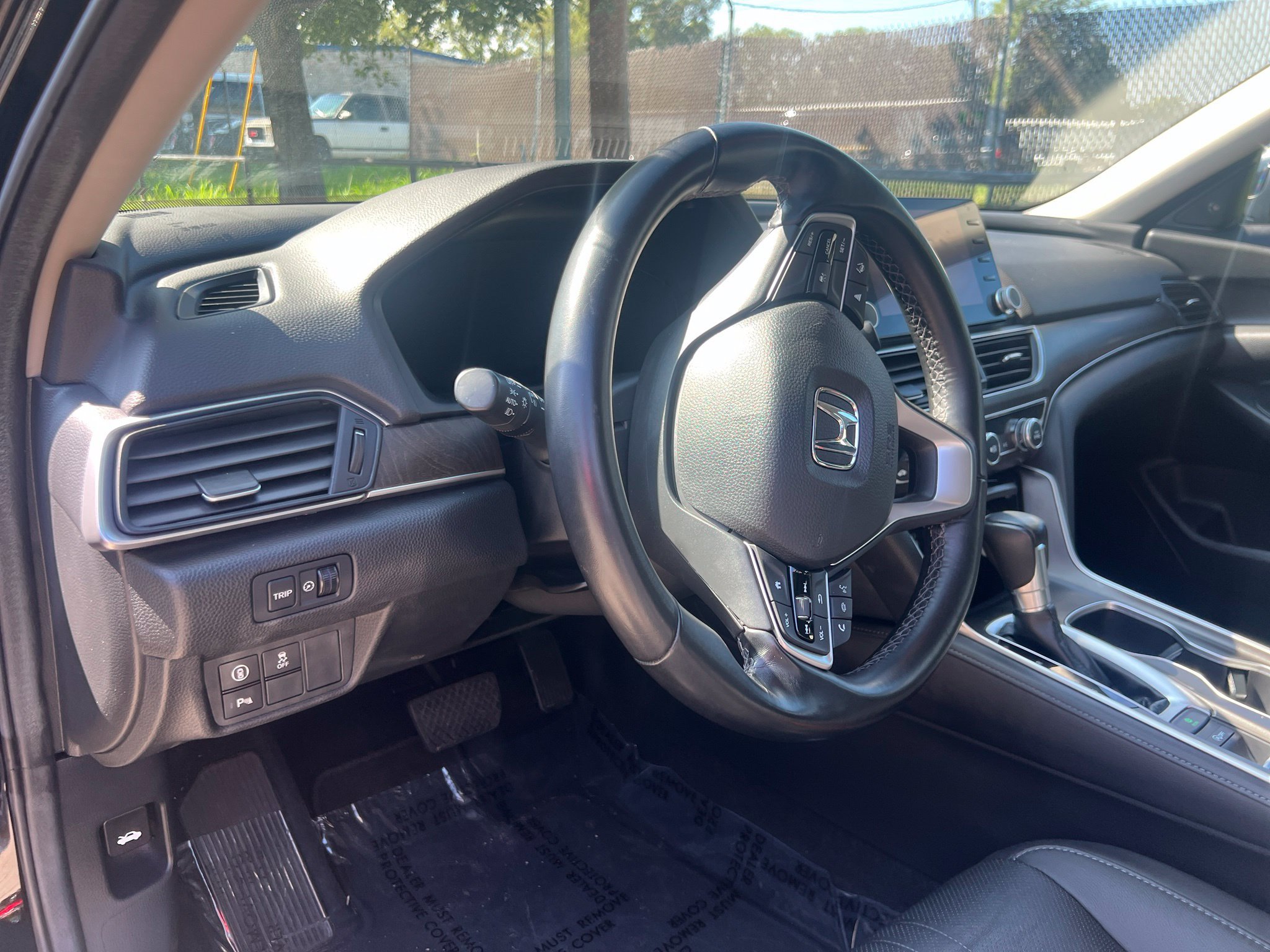 Used 2021 Honda Accord EX-L image 11
