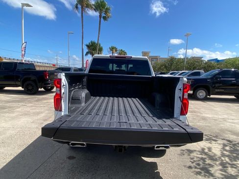 New 2026 Chevrolet Silverado 1500 LT Trail Boss w/ Convenience Package II AWD/4WD image 15