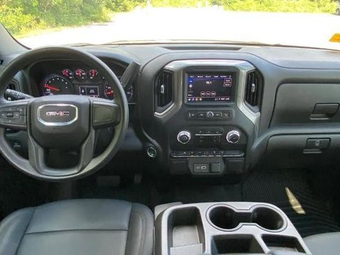 Used 2024 GMC Sierra 1500 Pro w/ Graphite Edition image 11