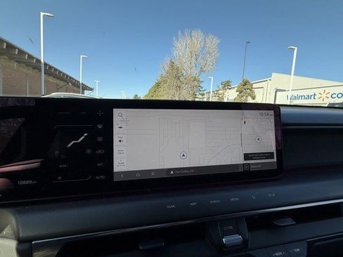 Used 2026 Kia EV9 Land image 16