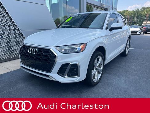 Used 2023 Audi Q5 2.0T Premium Plus w/ Premium Plus Package AWD/4WD image 1
