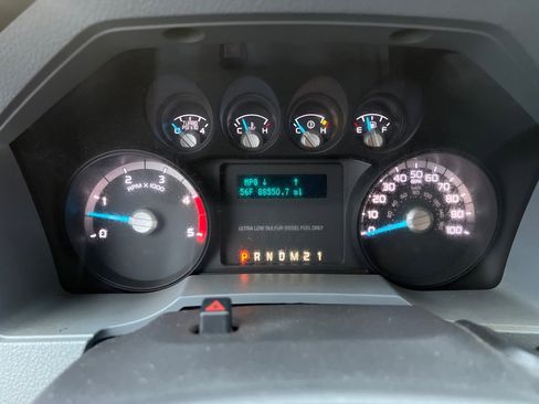 Used 2015 Ford F550 4x4 Regular Cab Super Duty image 23