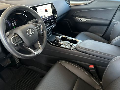 Used 2025 Lexus NX 350h AWD w/ Accessory Package (2T) image 11