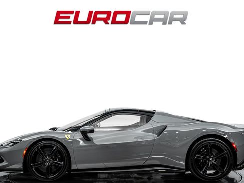 Used 2024 Ferrari 296 GTS RWD image 3