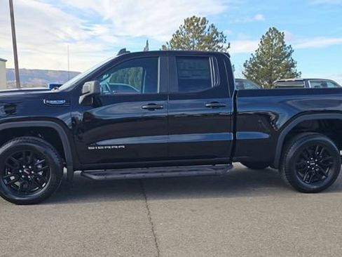 New 2026 GMC Sierra 1500 Pro w/ Graphite Edition AWD/4WD image 6