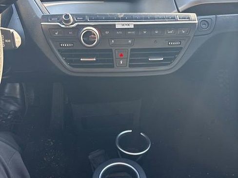 Used 2019 BMW i3 image 13