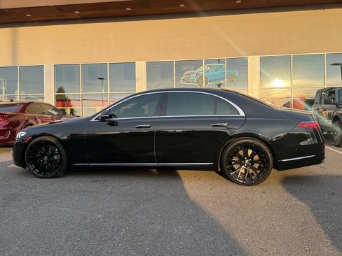 Used 2021 Mercedes-Benz S 580 4MATIC Sedan image 5