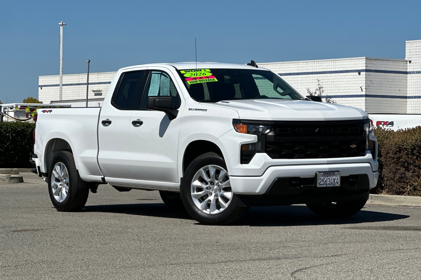 Used 2026 Chevrolet Silverado 1500 Custom AWD/4WD image 2
