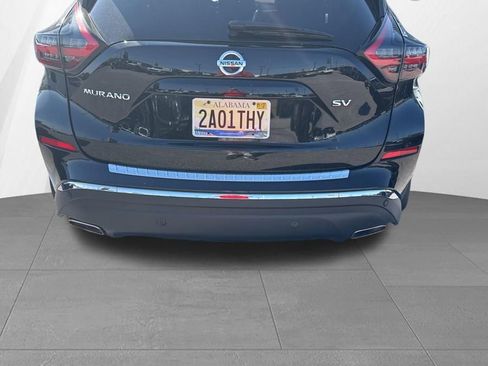 Used 2022 Nissan Murano SV image 3