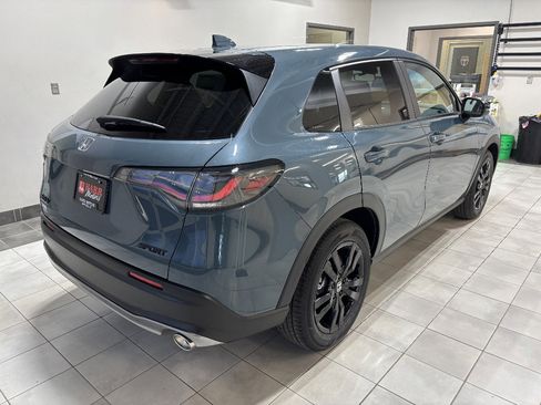 New 2026 Honda HR-V Sport image 4