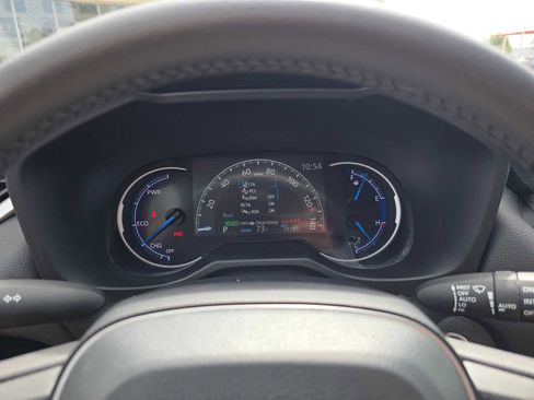 Certified 2024 Toyota RAV4 XLE w/ Convenience Package image 25
