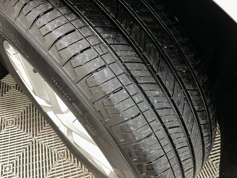 Used 2022 Chevrolet Equinox LT image 48