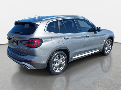 Used 2024 BMW X3 sDrive30i w/ Premium Package w/ZPA image 5