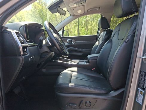 Certified 2022 Kia Sorento S AWD/4WD image 14
