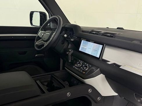 Used 2021 Land Rover Defender 110 S image 20