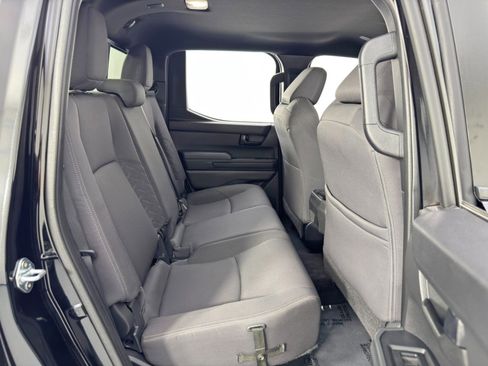 Used 2024 Toyota Tacoma SR5 w/ SR5 Upgrade Package image 39