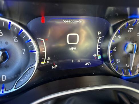 New 2026 Chrysler Pacifica Select image 17