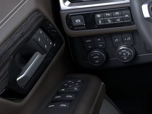 New 2026 GMC Yukon XL Denali Ultimate AWD/4WD image 22