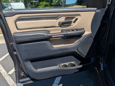 Used 2019 RAM 1500 Limited w/ Advanced Safety Group AWD/4WD image 19