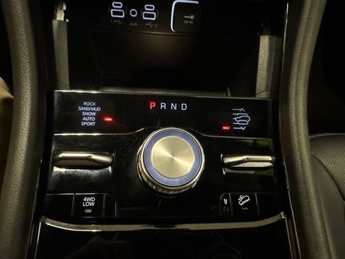 Used 2023 Jeep Grand Cherokee L Overland AWD/4WD image 18