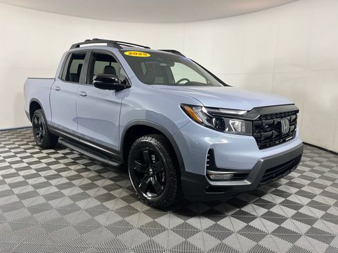 Certified 2025 Honda Ridgeline Black Edition image 14