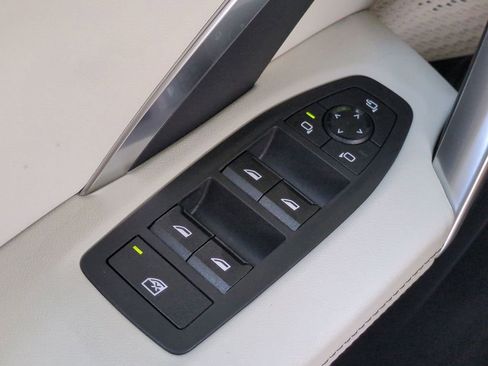 New 2026 BMW X1 xDrive28i w/ Technology Package image 23