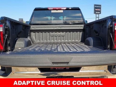 New 2026 GMC Sierra 3500 SLT image 9