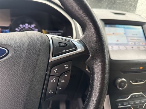 Used 2016 Ford Edge SEL w/ Equipment Group 201A image 16