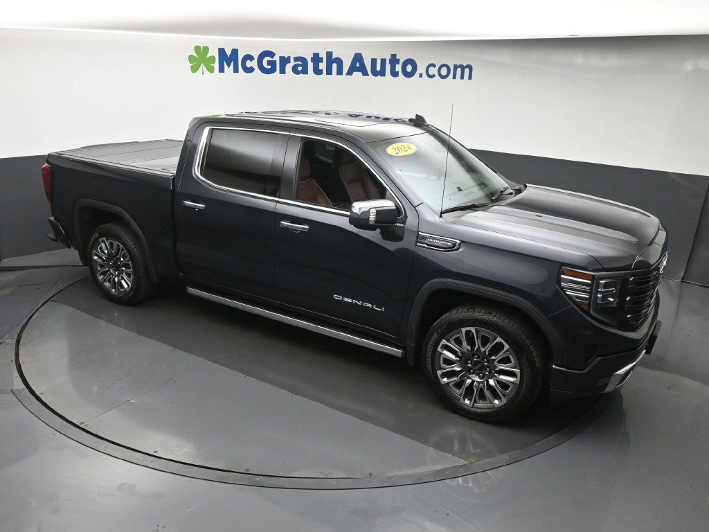 Used 2024 GMC Sierra 1500 Denali Ultimate AWD/4WD image 3