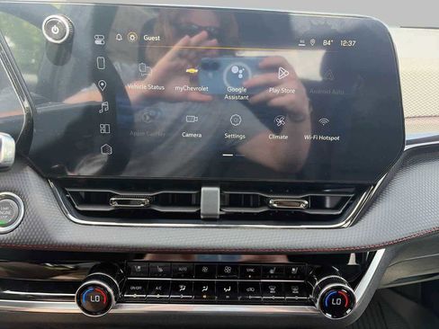 New 2026 Chevrolet Equinox RS w/ Convenience Package III FWD image 20